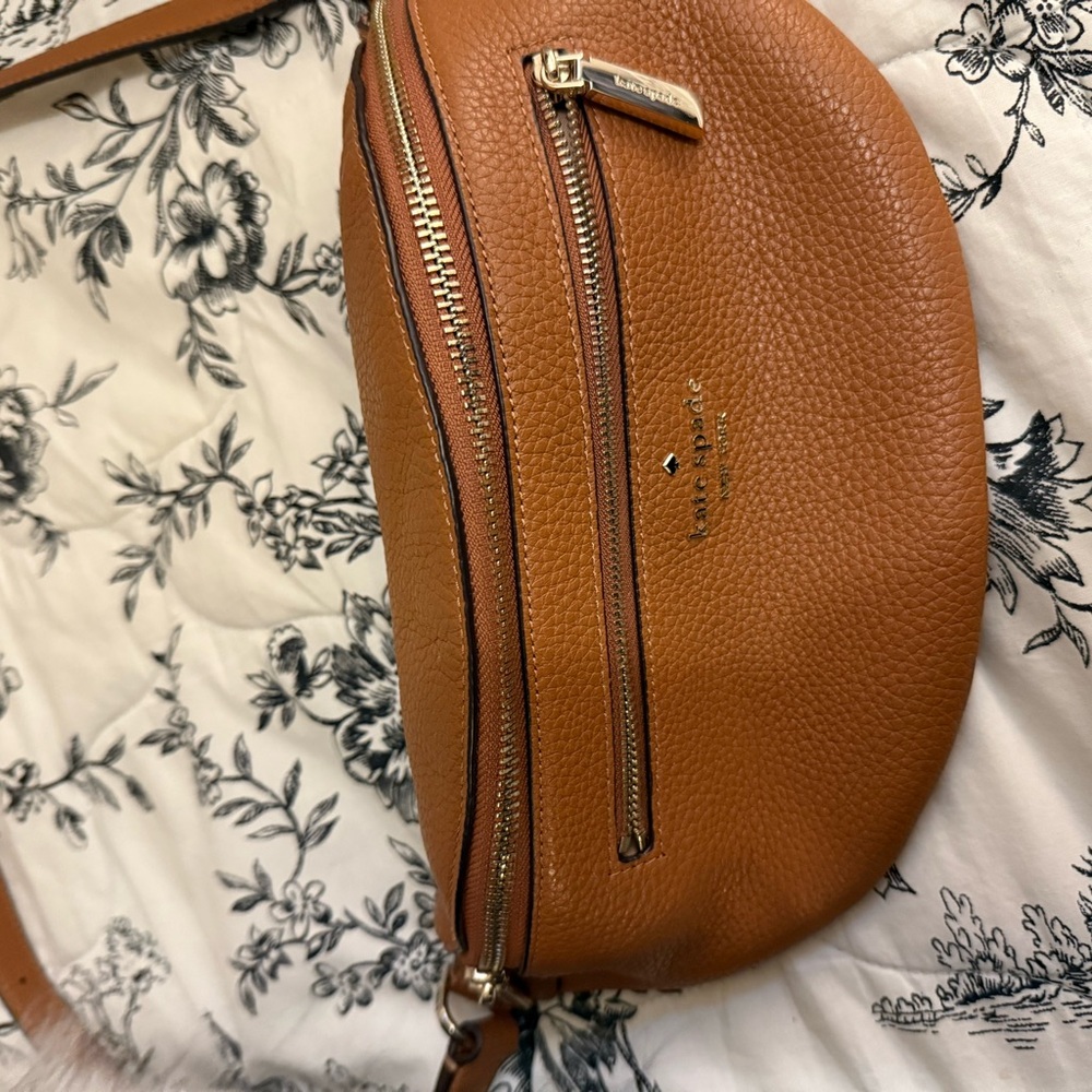 Kate Spade Brown Crossbody Bag with Pebbled Leather